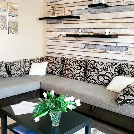 شقة Becky Sárvár